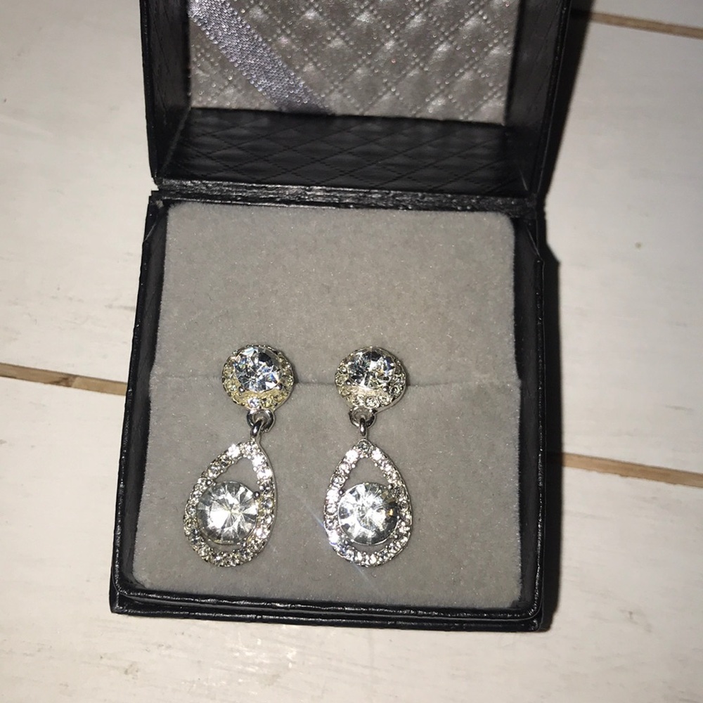 Jewelry bundle - Picture 2 of 4